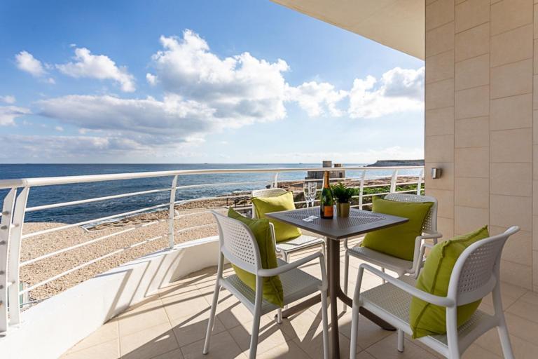 Waters-Edge Complex Appartement Marsaskala Buitenkant foto